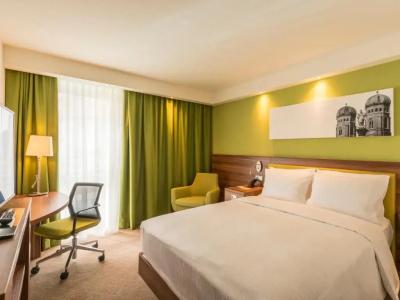 Hampton By Hilton Munich City West - 22
