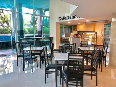 The Lux Ladprao 10 - 22