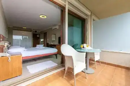 The Residence - 263