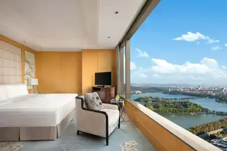 Shangri-La Nanjing - 9