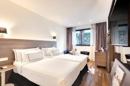 Melia Madrid Serrano - 46