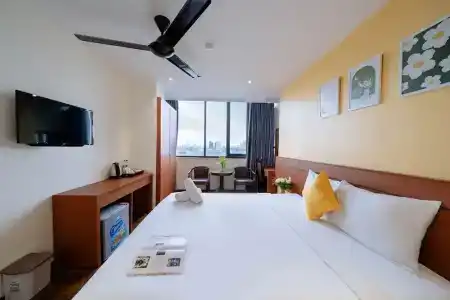 Quoc Cuong Center - 83