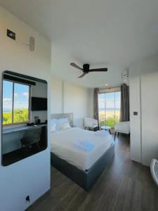 Avyanna Gulhi Beach - 103