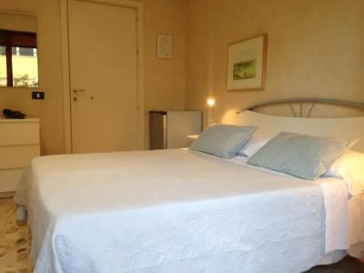 Mare Nostrum Petit Hôtel - 52