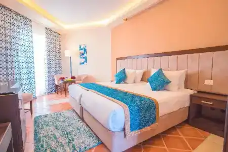 Cyrene Sharm - 13
