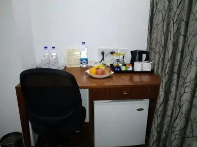 The Royal Comfort - 38