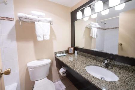 Anchor Inn and Suites - 5