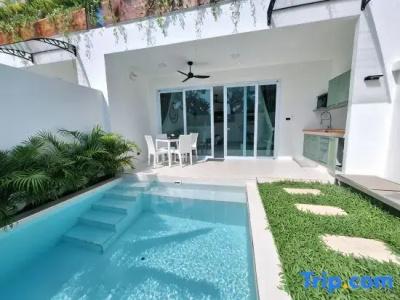 Lotus Bleu Resort & Restaurant - 118