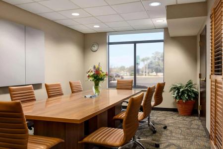 Wingate by Wyndham - 15
