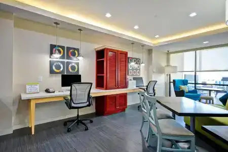 Home2 Suites By Hilton Southwest Cityview - 9