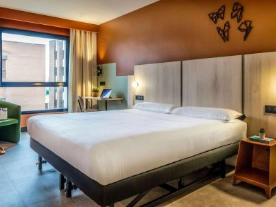 Ibis Styles Zaragoza Ramiro I - 4