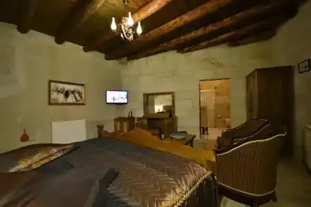 Harman Cave - 155