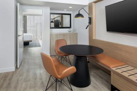 Sheraton Suites Fort Lauderdale at Cypress Creek - 74