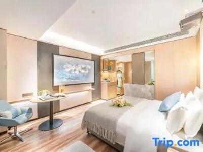 Uniland Golf & - 47