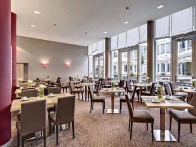 Park Inn by Radisson Dresden - 21