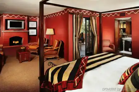Inn & Spa at Loretto - 3