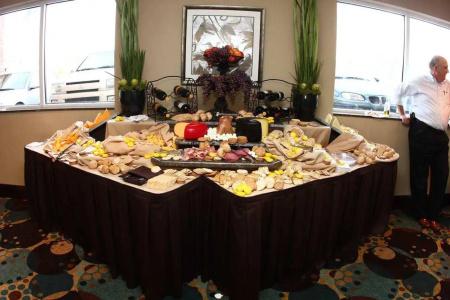Hilton Garden Inn/Hanes Mall - 10