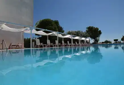 International Resort - 18