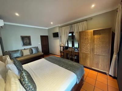 Beyond The Blue Horizon Boutique Bungalows - 59