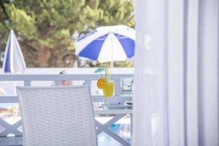 Blue Waves Suites & - 23