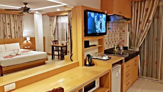 Green Harbor & Service Apartment - 115
