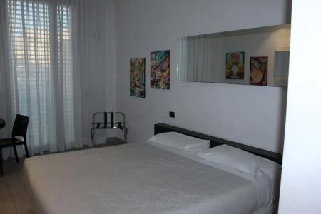 Blue Shades ApartHotel - 244