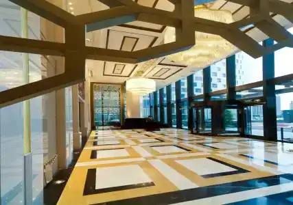Paramount Gallery - 10