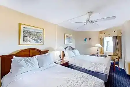 Carolinian Beach - 350