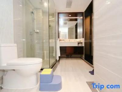 Beijing Continental Grand - 107