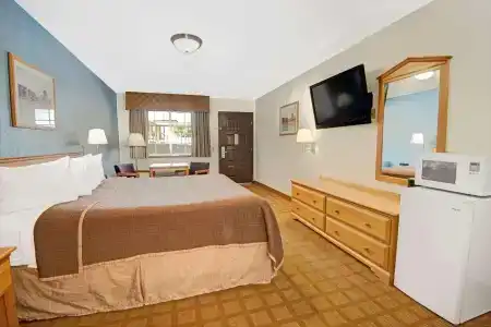 Desert Inn - 8