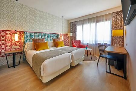 Hesperia Sevilla - 82