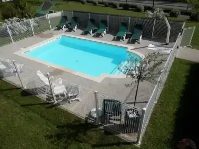 L'Auberge Everde Tarbes-Ibos - 11