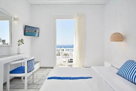 Mr. and Mrs. White Tinos - 61
