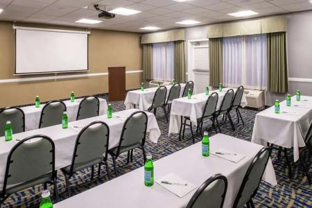 Hampton Inn Eugene - 18