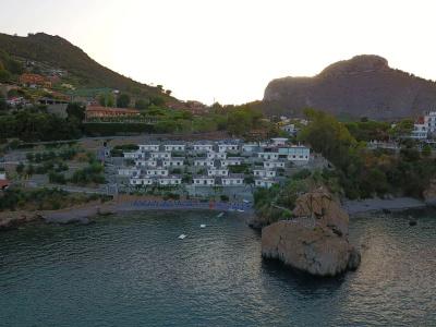 Blue Bay - 15
