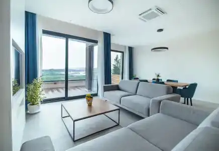 Royal Blue & Residences - 29