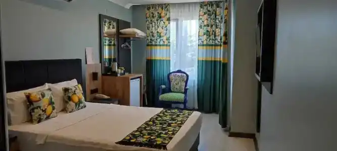 Roy Otel Akçay - 93