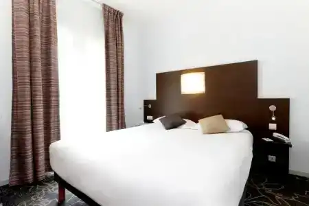 Hôtel Kyriad La Rochelle Centre Ville - 54