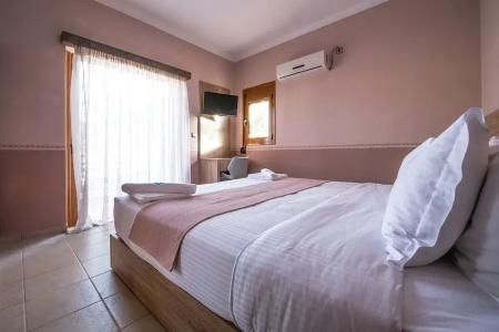 Cyrenia Guesthouse - 4