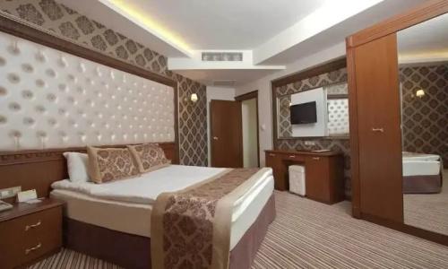Grand Altuntas - 65