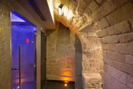 Hôtel du Triangle d'Or - 10