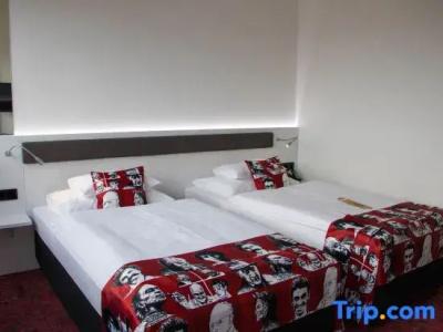 ARCOTEL Nike - 46