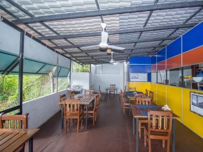 OYO 240 Grand Highway Resort - 23