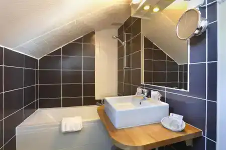 Hôtel Les Tilleuls, Bourges - 16