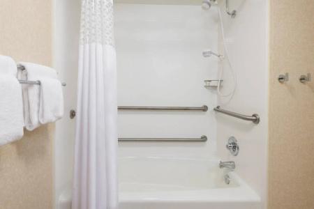 Hampton Inn Charlotte University Place - 7