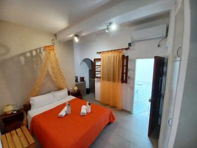 Evelina Pension! - 140