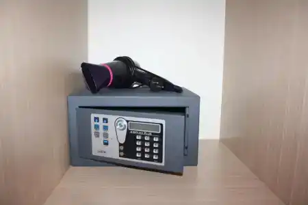 Holzer Ii - 27