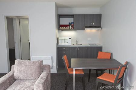 Copthorne - 5