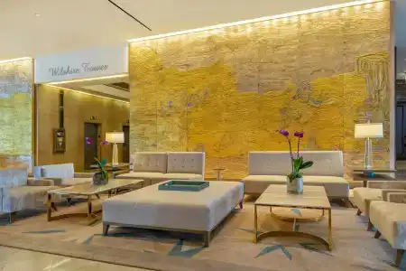 The Beverly Hilton - 37