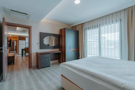 Empula & Residences - 116